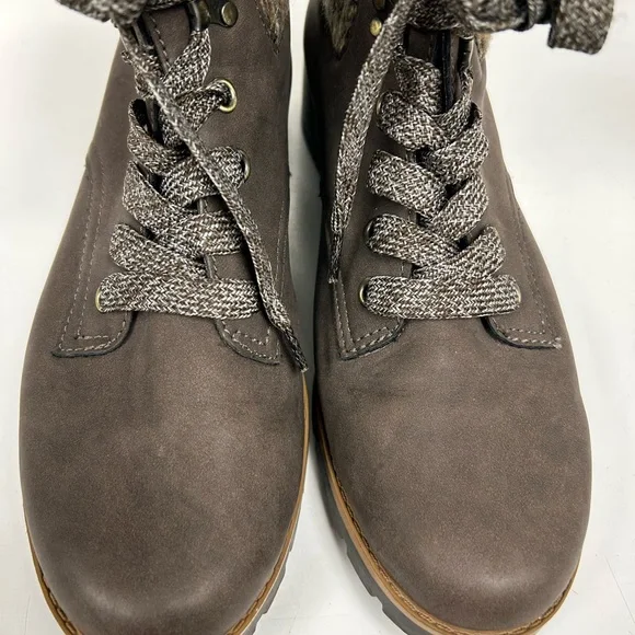 Adrienne Vittadini Brown Combat Boots - Picture 6 of 6